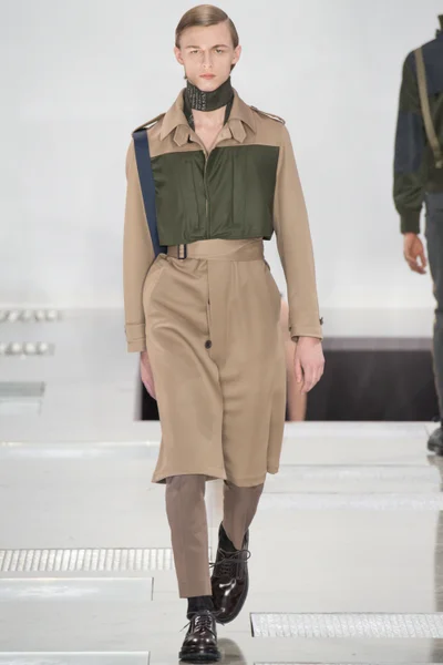 Look 20